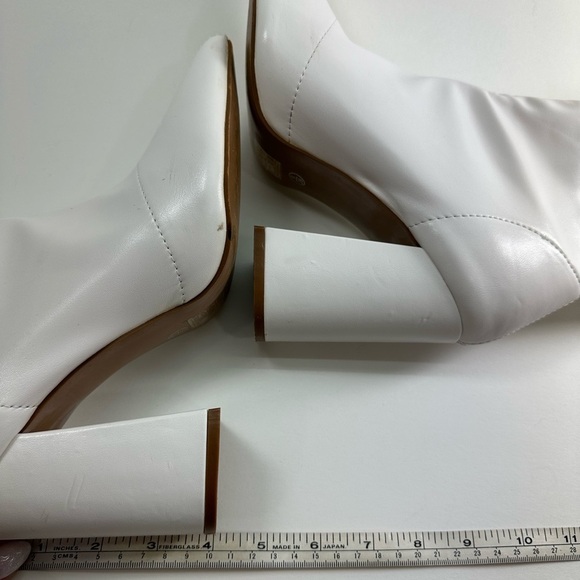 NastyGal White Pointed Toe 4” Heel Boots Socks Size 8.5 EU39 - Picture 6 of 9